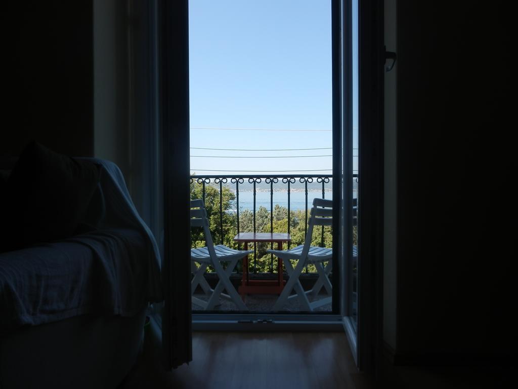 Vera Apartments With Sea View And Old Town View Задар Номер фото
